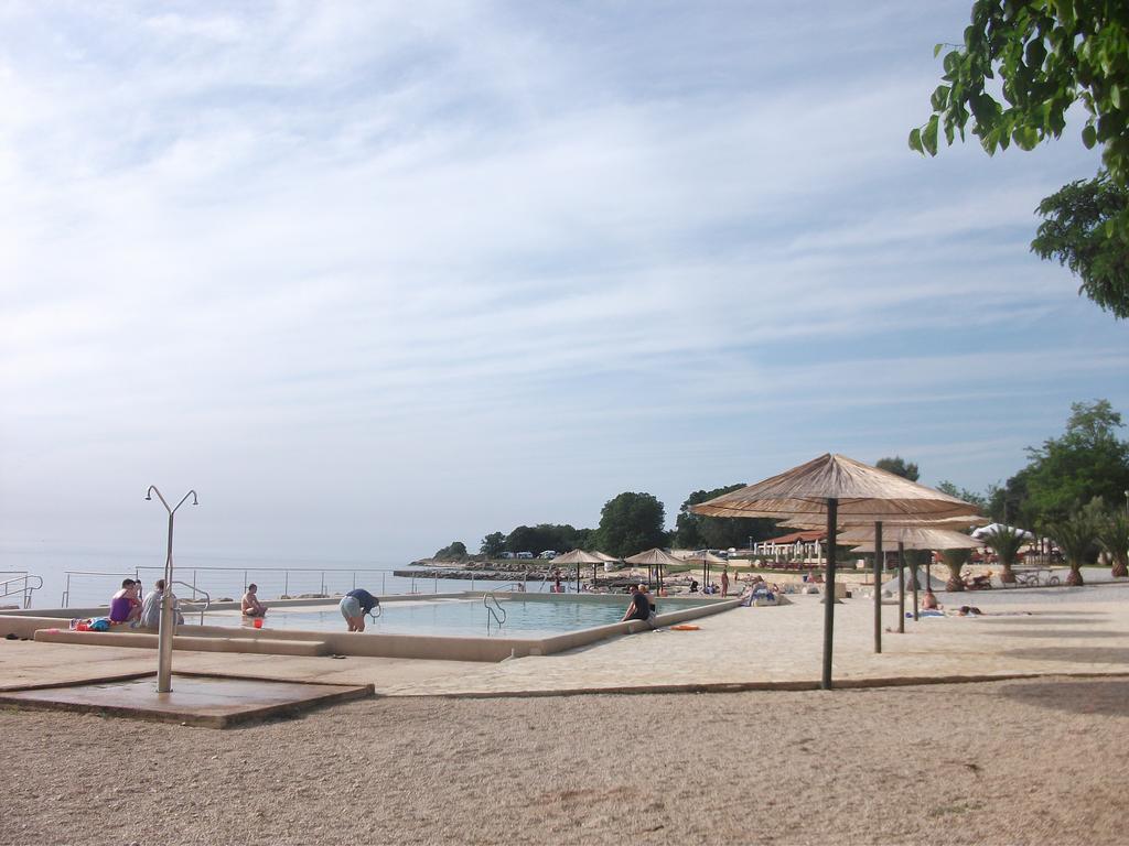 Pipo Apartment Mareda Novigrad Istria Exterior foto